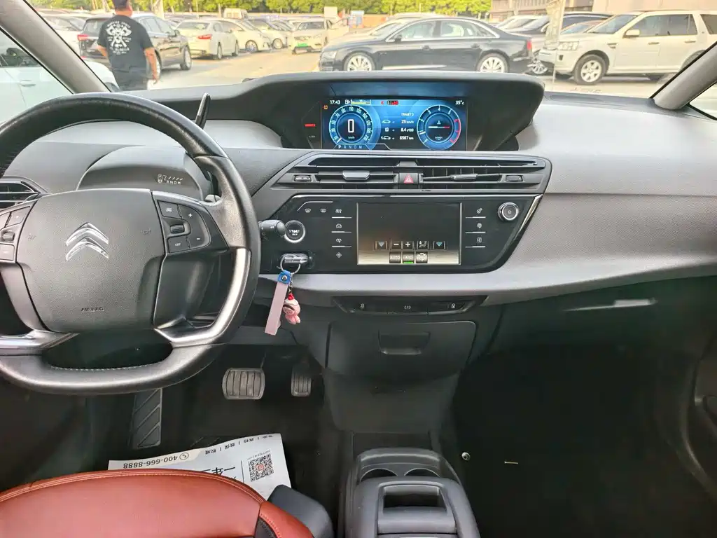 Citroen C4 Picasso 2017 — фото 13