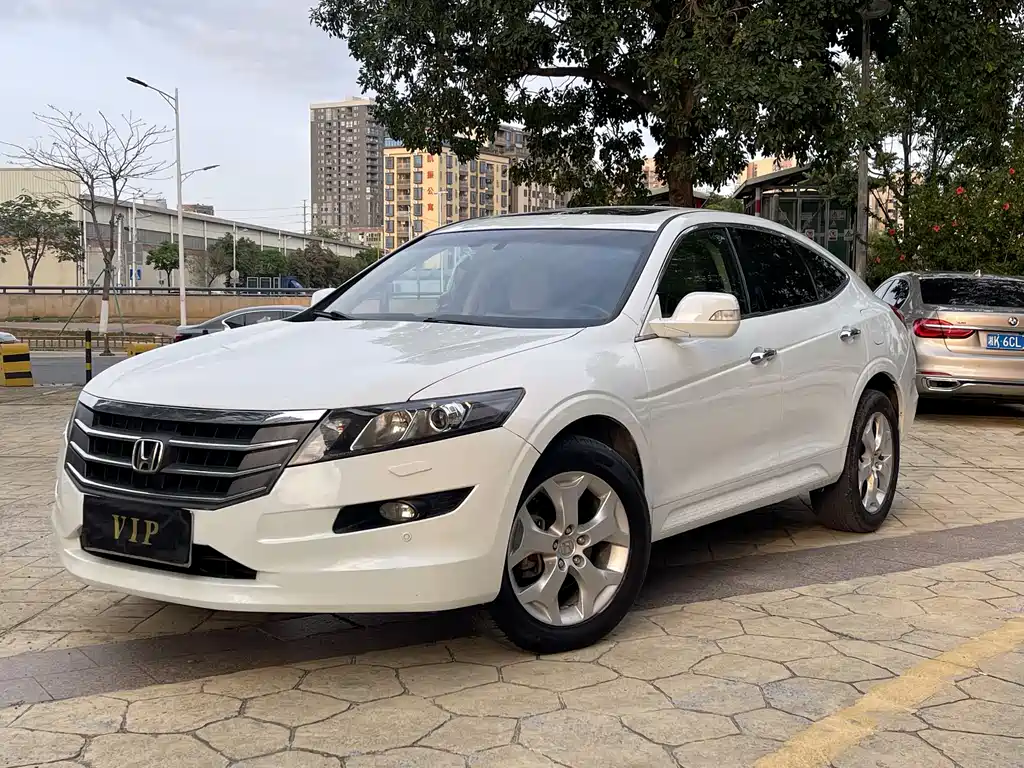 Honda Crosstour 2014 — фото 1