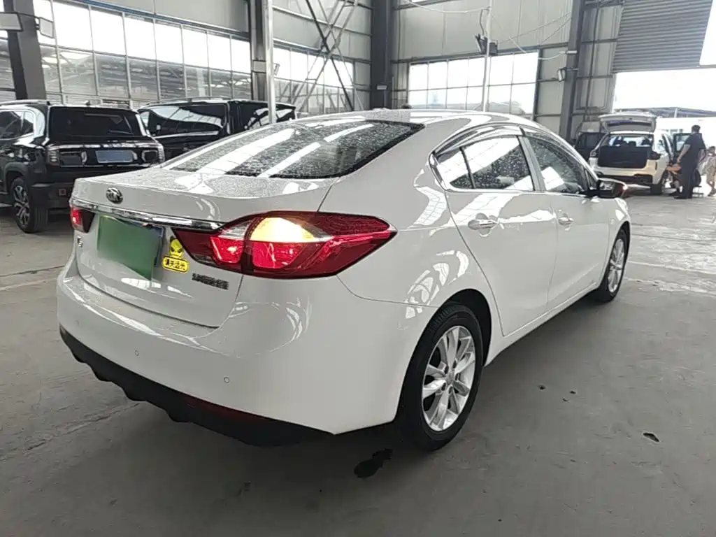 Kia K3 2016