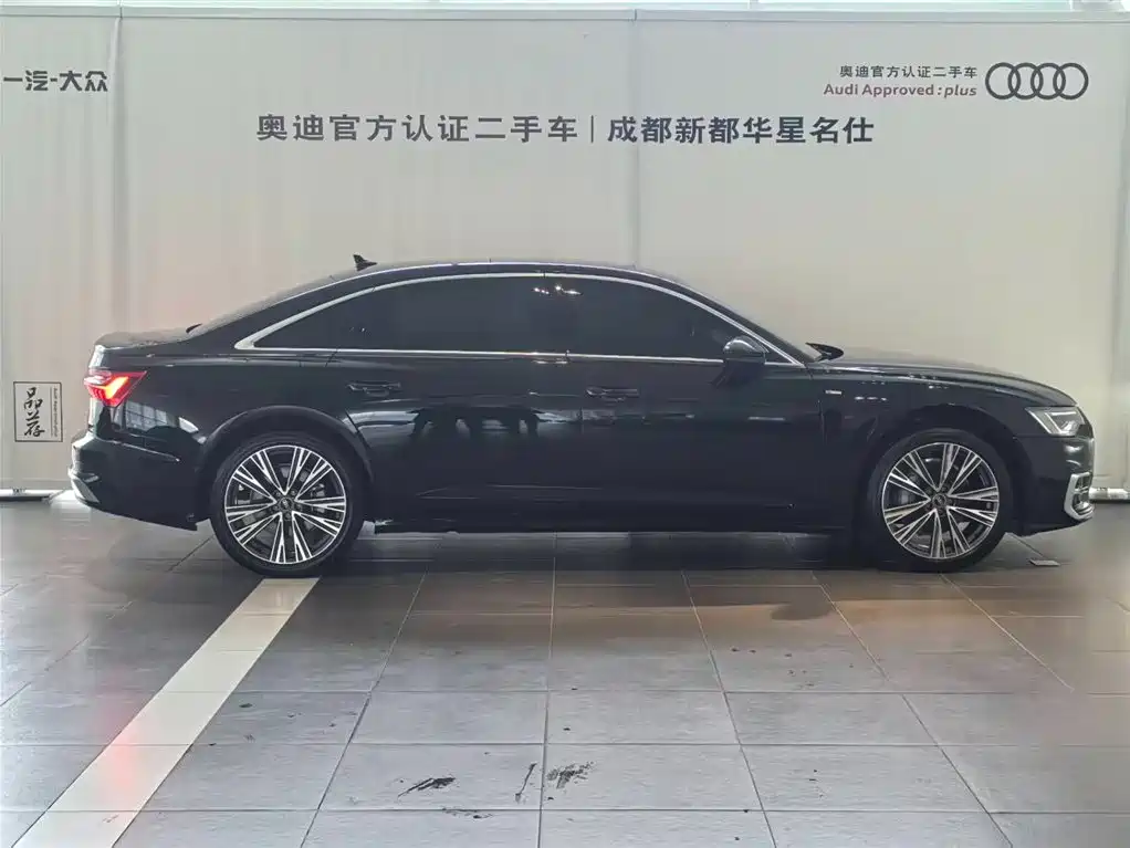 Audi A6L 2024 — фото 2