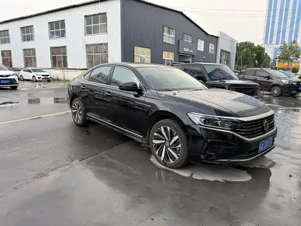 Volkswagen Passat 2024
