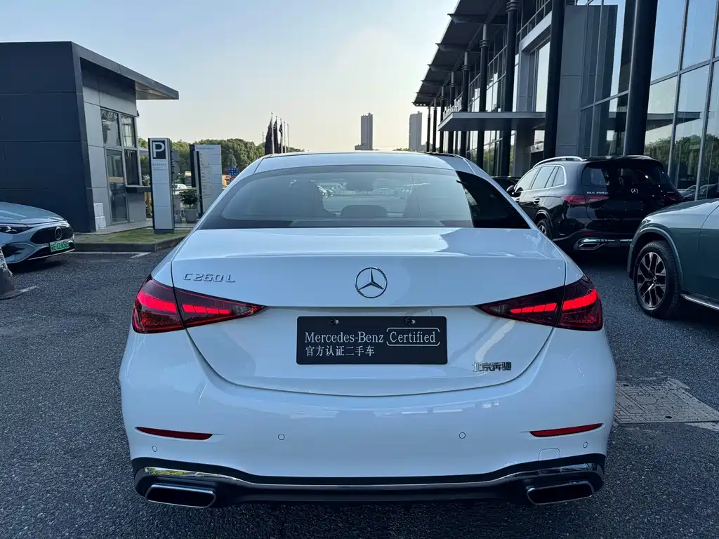 Mercedes-Benz C-Class 2026