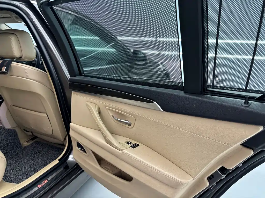 BMW 5 Series 2013 — фото 10