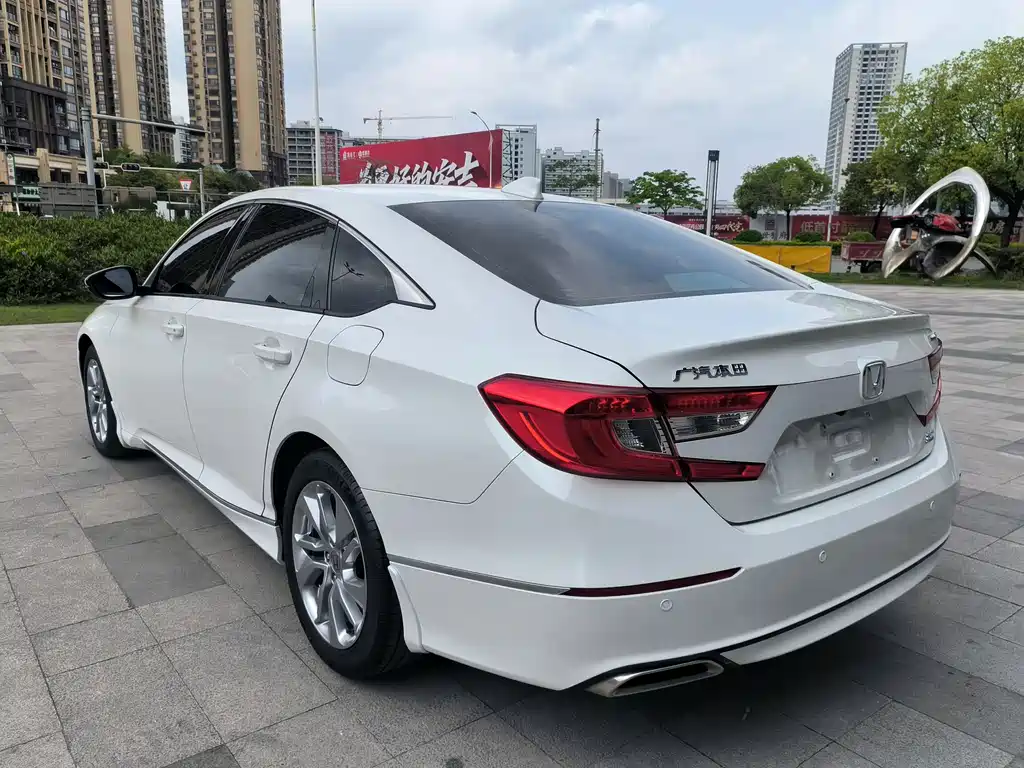 Honda Accord 2020 — фото 6
