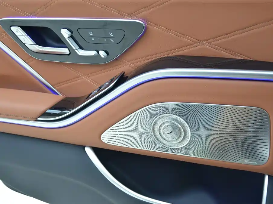 Mercedes-Benz Maybach S-Class 2024 — фото 11