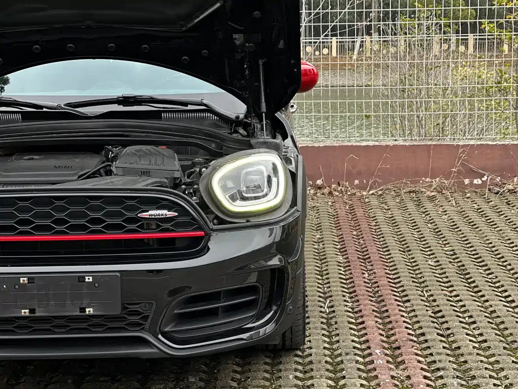 MINI JCW Countryman 2022 — фото 33
