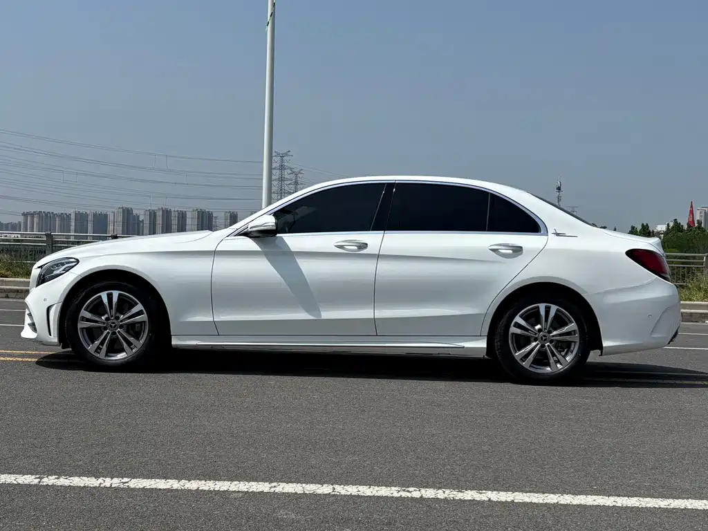 Mercedes-Benz C-Class 2020 — фото 5
