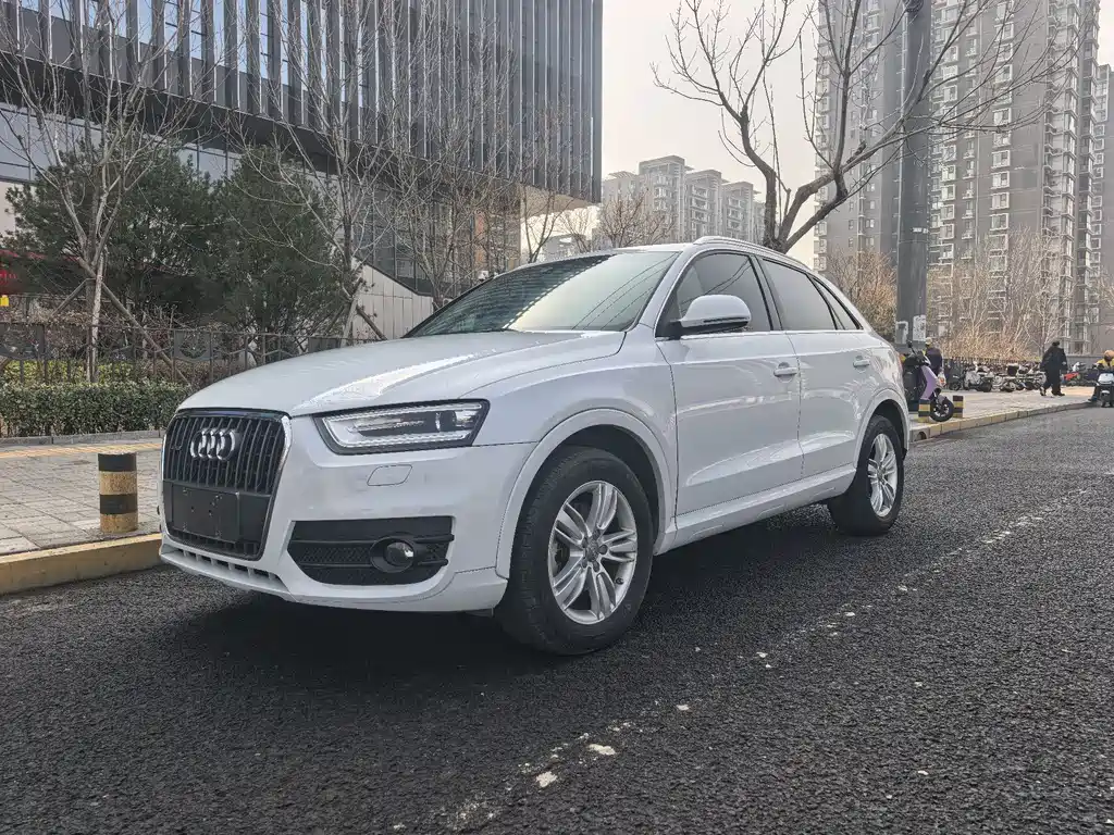 Audi Q3 2013