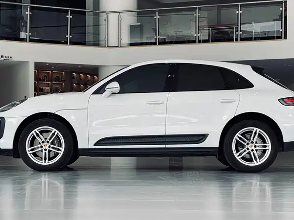 Porsche Macan 2023