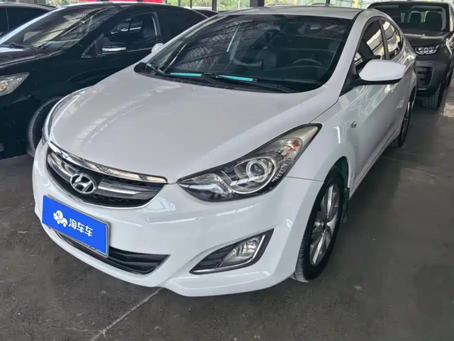 Hyundai Elantra Langdong 2015
