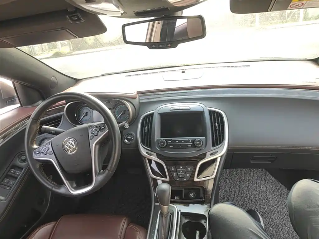 Buick LaCrosse 2015 — фото 10
