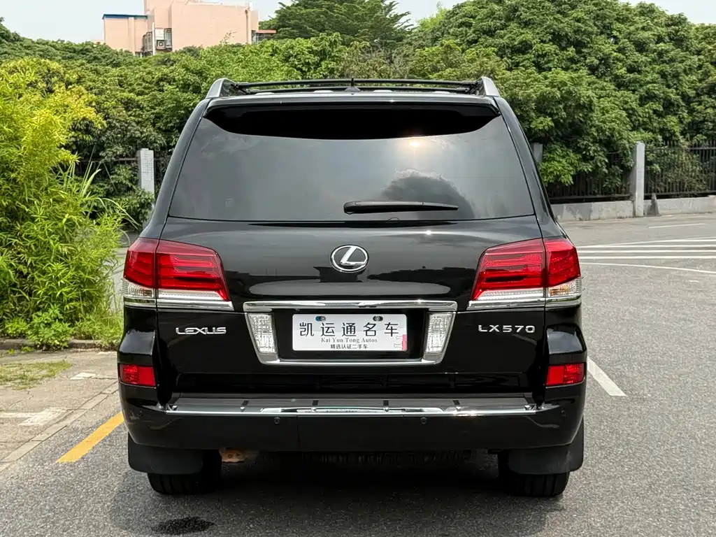 Lexus LX 2013 — фото 12