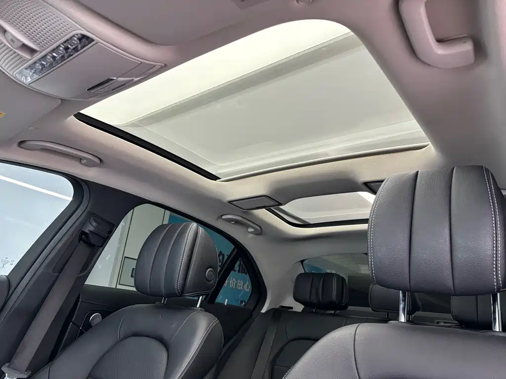 Mercedes-Benz C-Class 2022 — фото 22