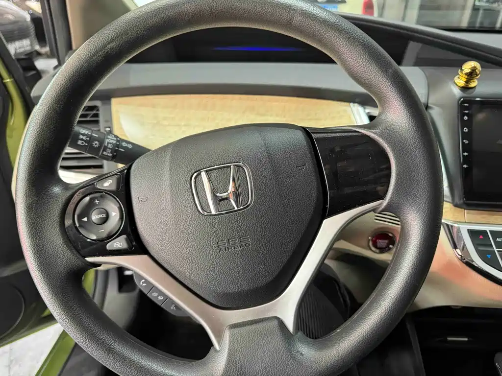 Honda Jade 2016 — фото 14