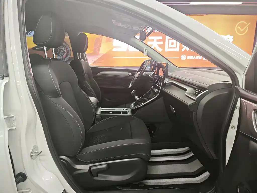 Haval M6 2021 — фото 11