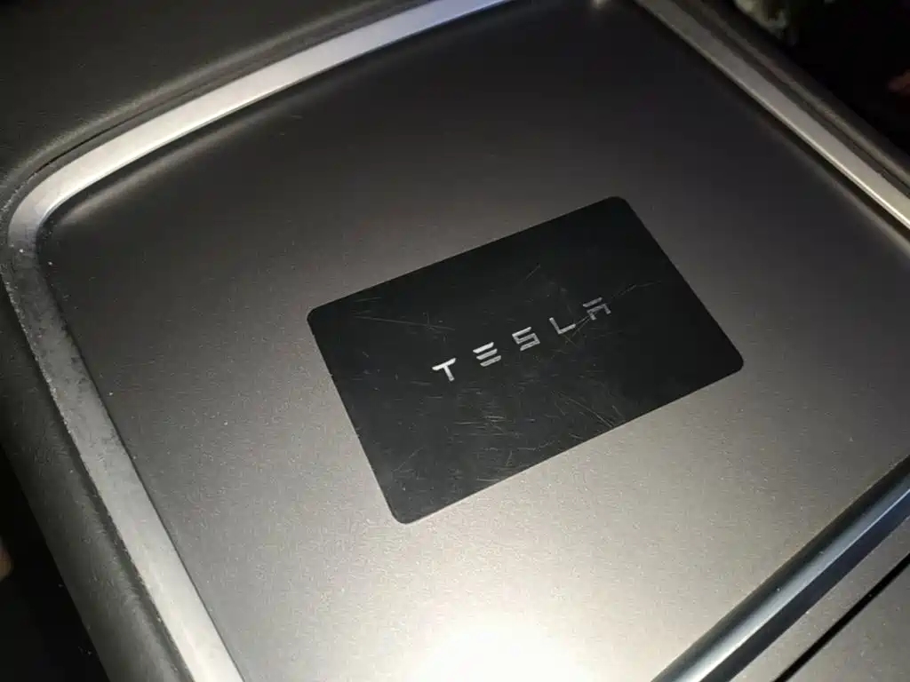 Tesla Model Y 2021 — фото 9