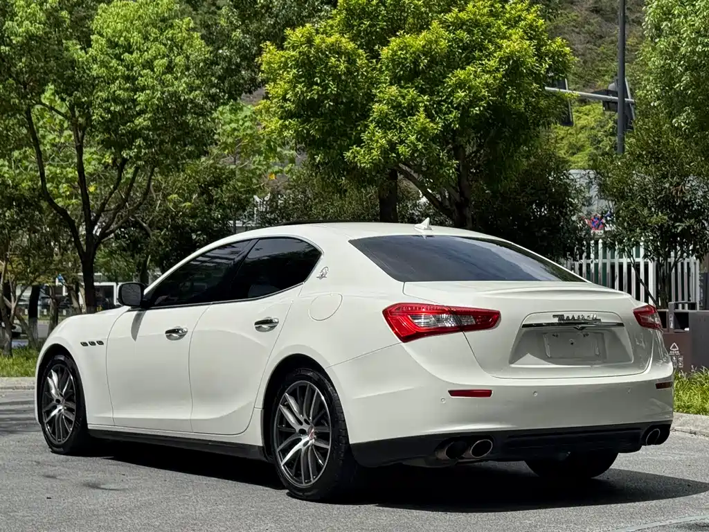 Maserati Ghibli 2015 — фото 3