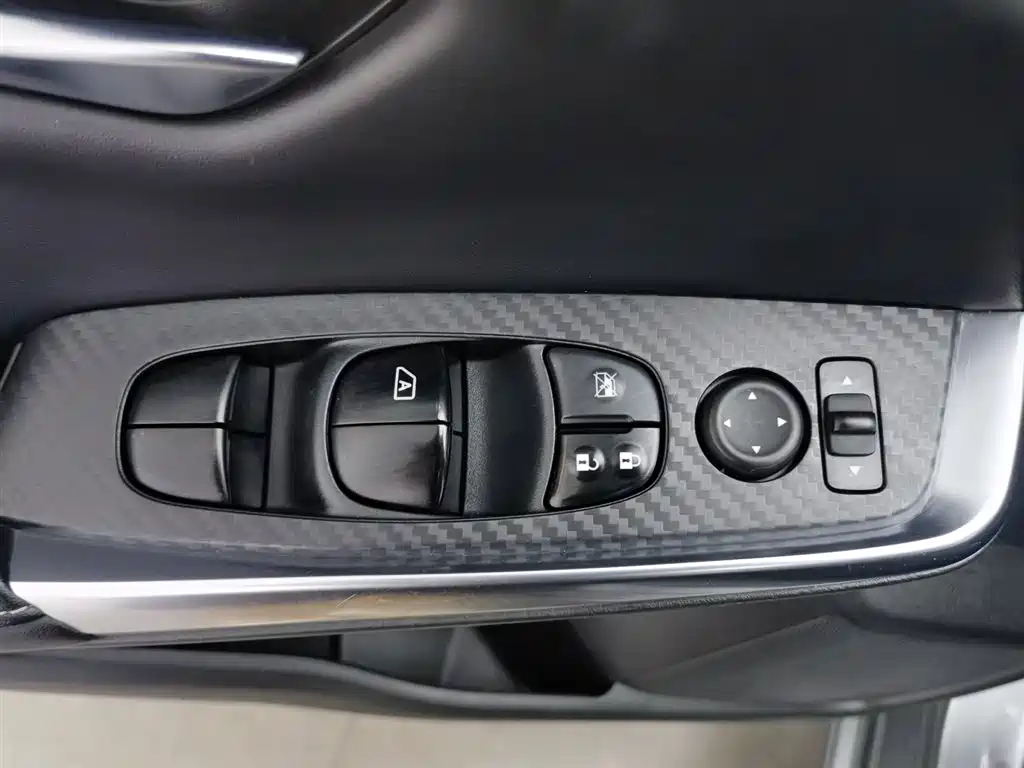 Nissan Sylphy 2021 — фото 9