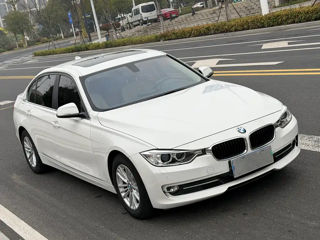 BMW 3 Series 2015 — фото 3