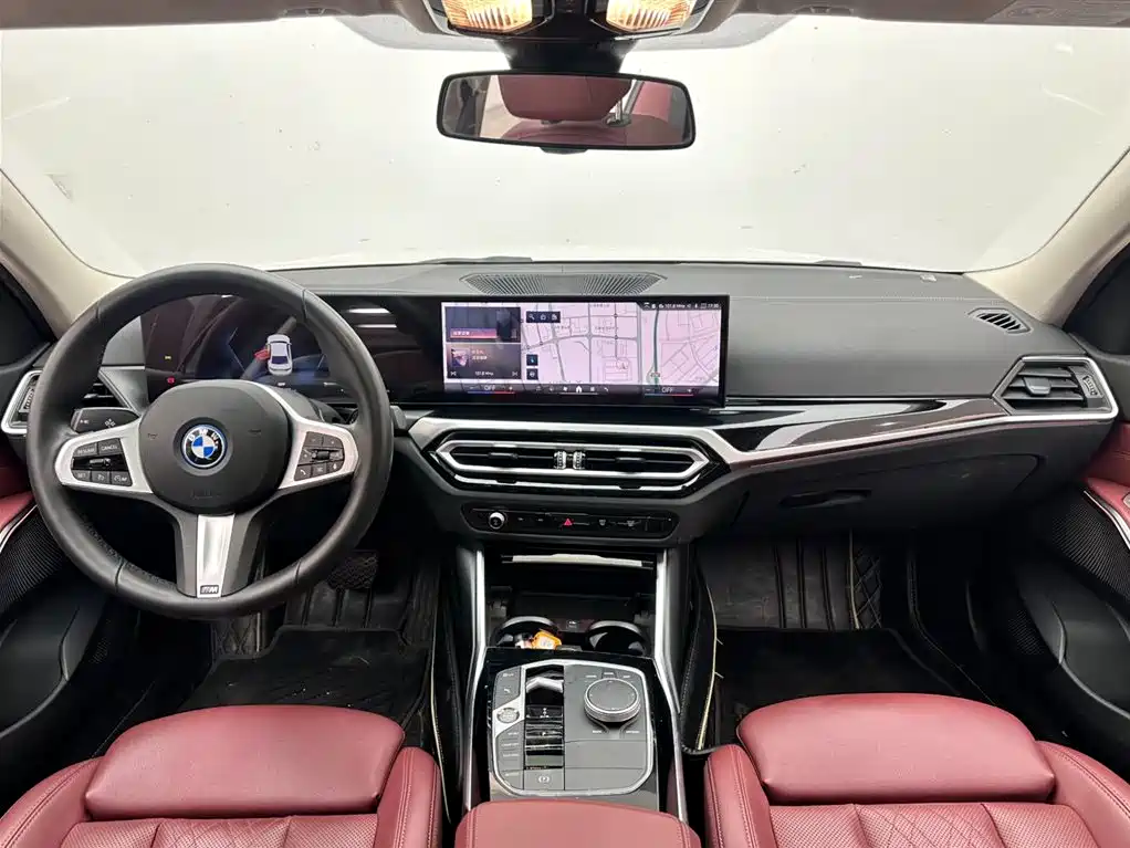 BMW i3 2024 — фото 10