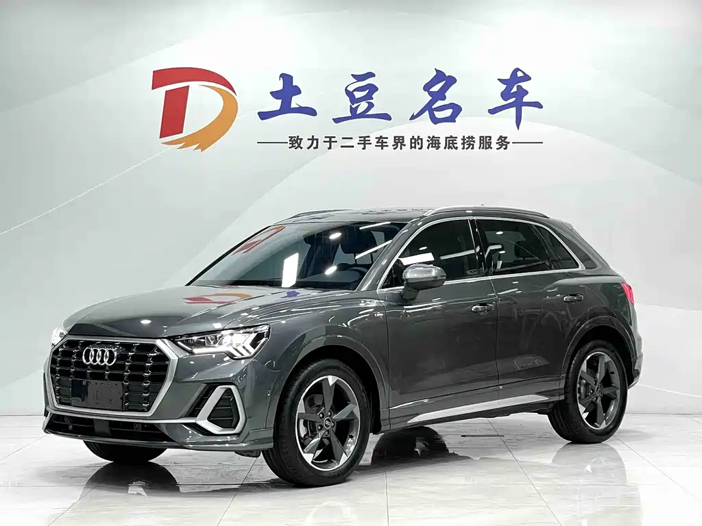 Audi Q3 2023 — фото 1