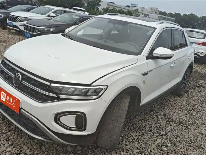 Volkswagen T-Roc 2024