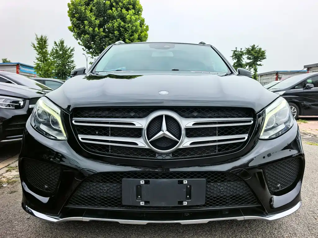 Mercedes-Benz GLE 2016