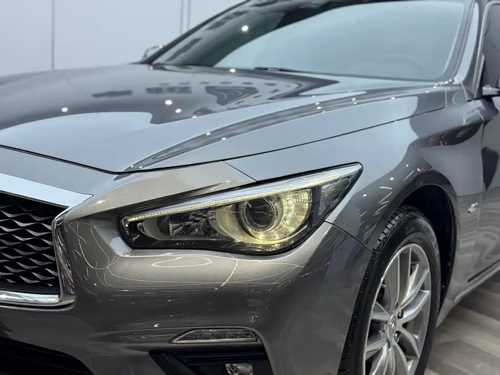 Infiniti Q50L 2019 — фото 21