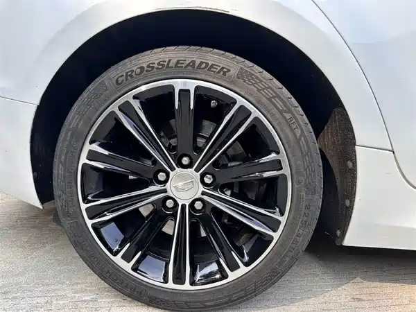Cadillac ATS-L 2014