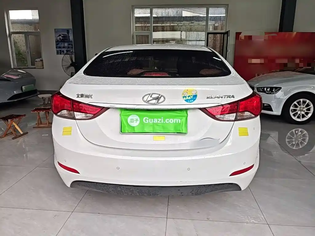 Hyundai Elantra 2017