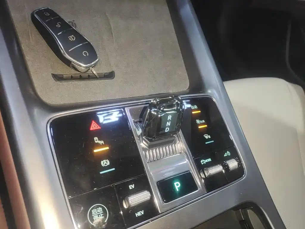 BYD Seal 2023 — фото 14