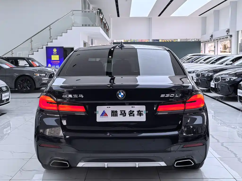 BMW 5 Series 2023 — фото 14