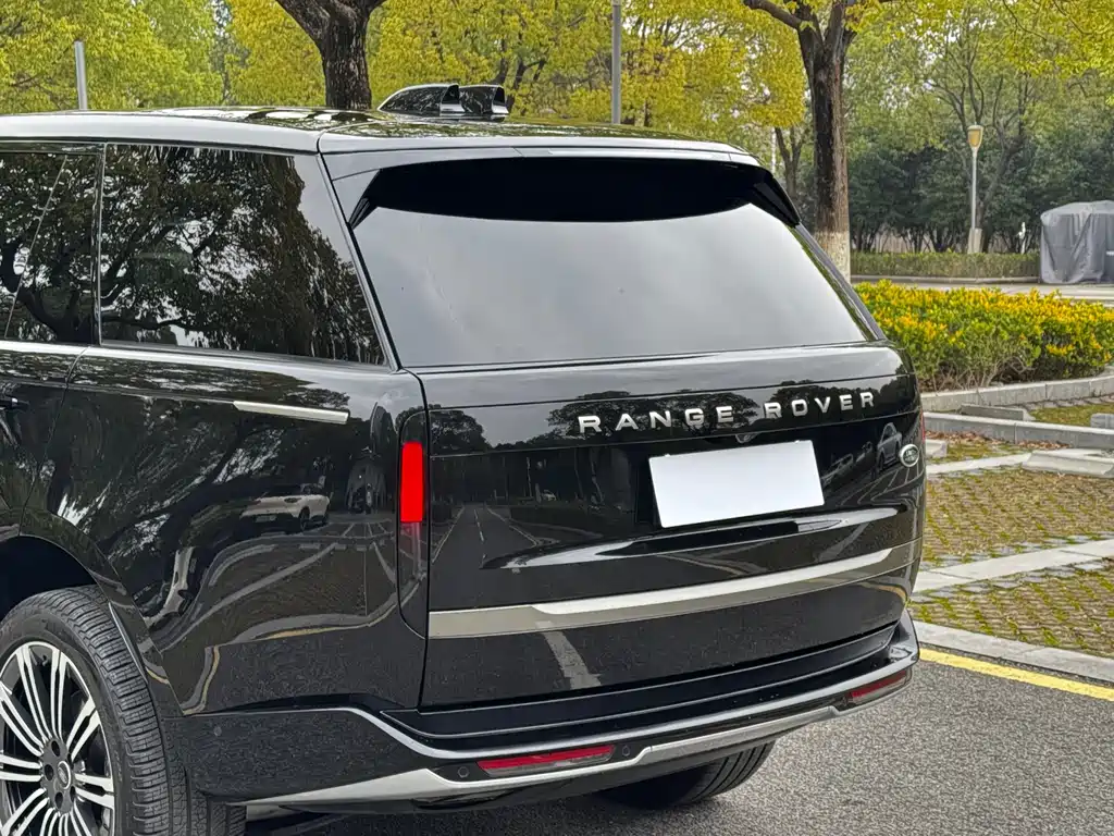 Land Rover Range Rover 2024 — фото 19