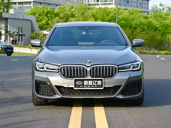 BMW 5 Series 2022