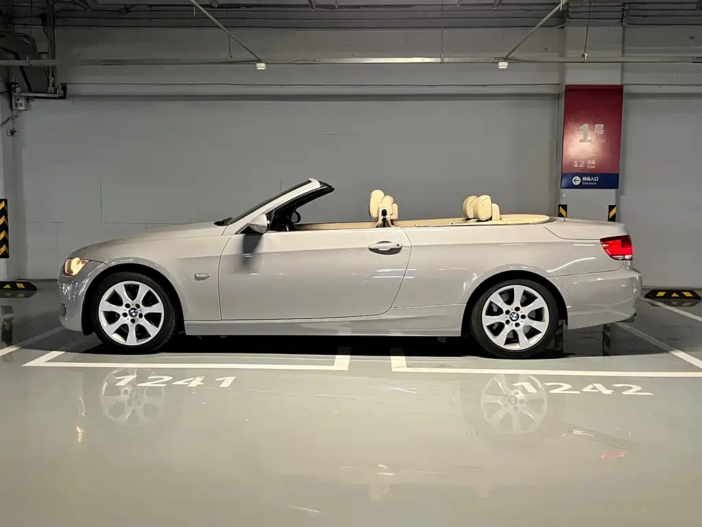 BMW 3 Series 2009
