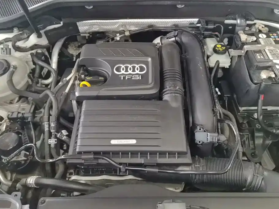 Audi Q2L 2022 — фото 10