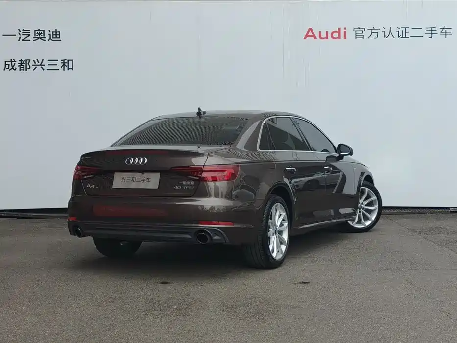 Audi A4L 2018 — фото 4
