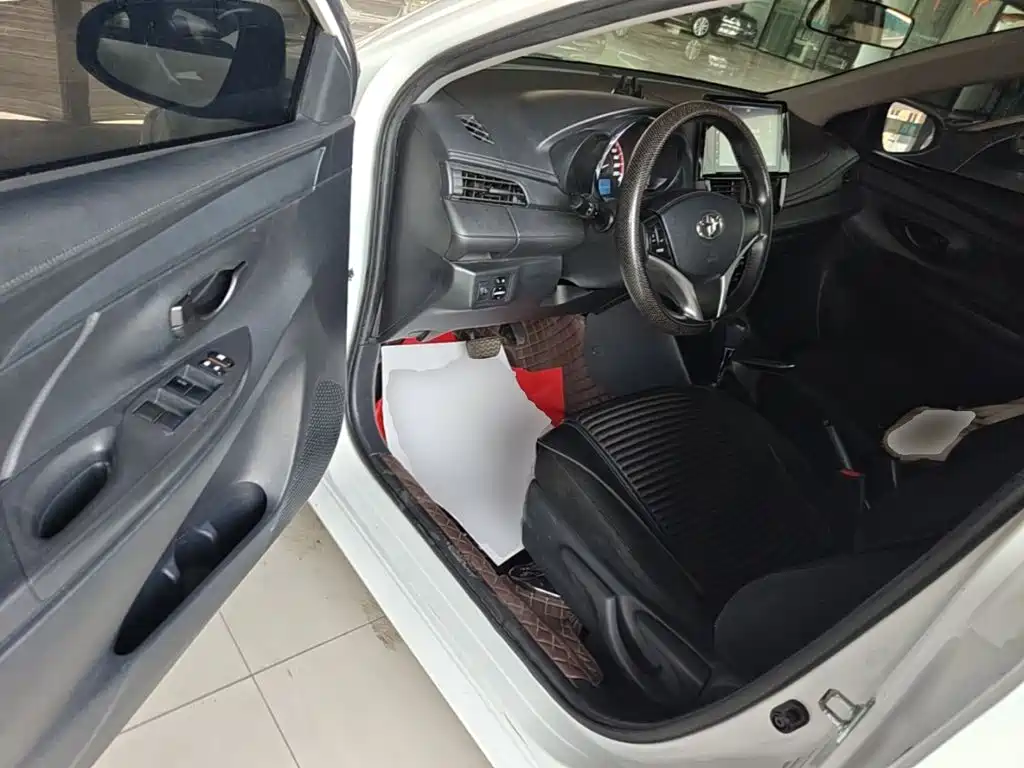 Toyota Vios 2023 — фото 16