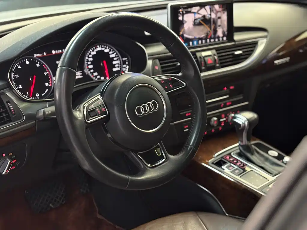 Audi A7 2013 — фото 9