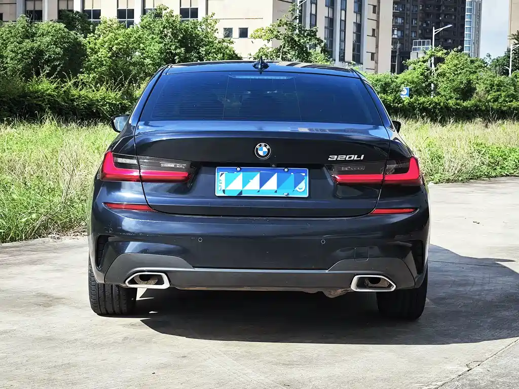 BMW 3 Series 2022
