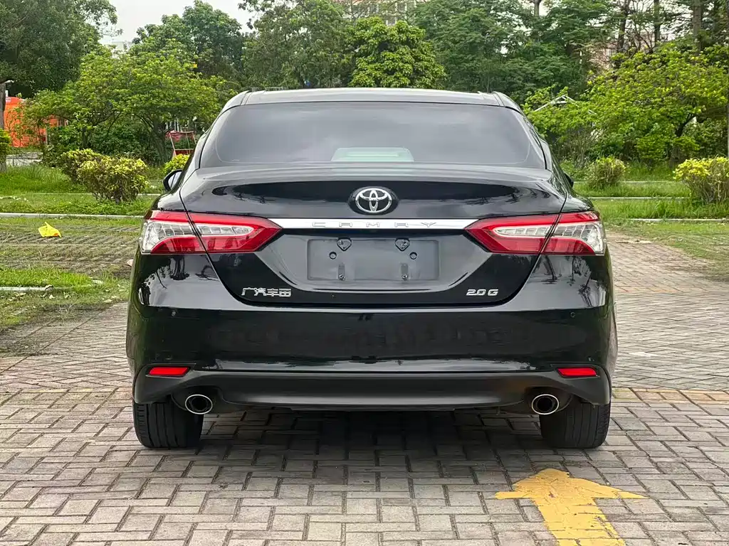 Toyota Camry 2019 — фото 17