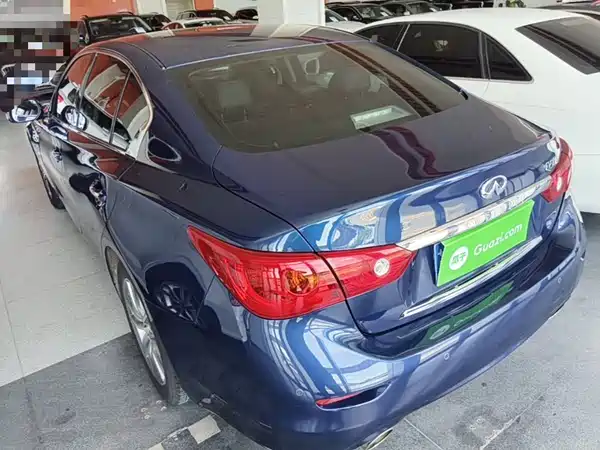 Infiniti Q50L 2017