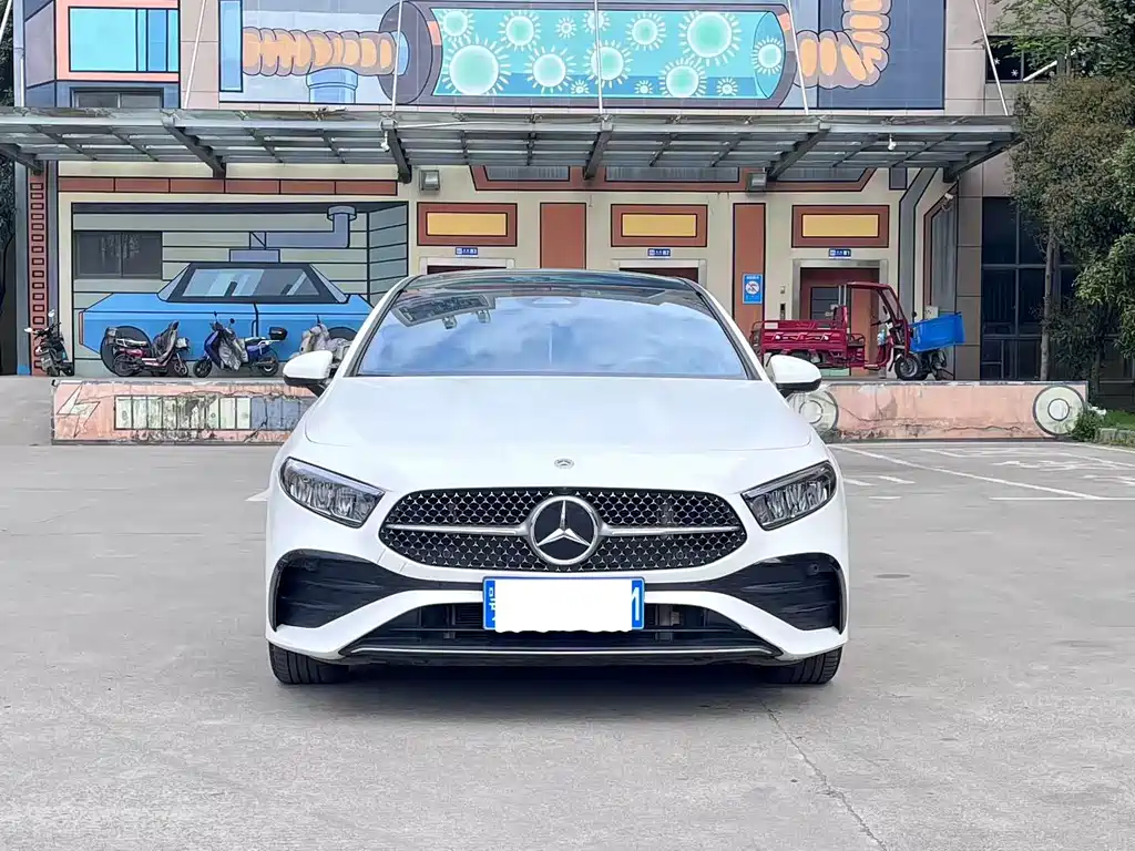Mercedes-Benz A-Class 2023
