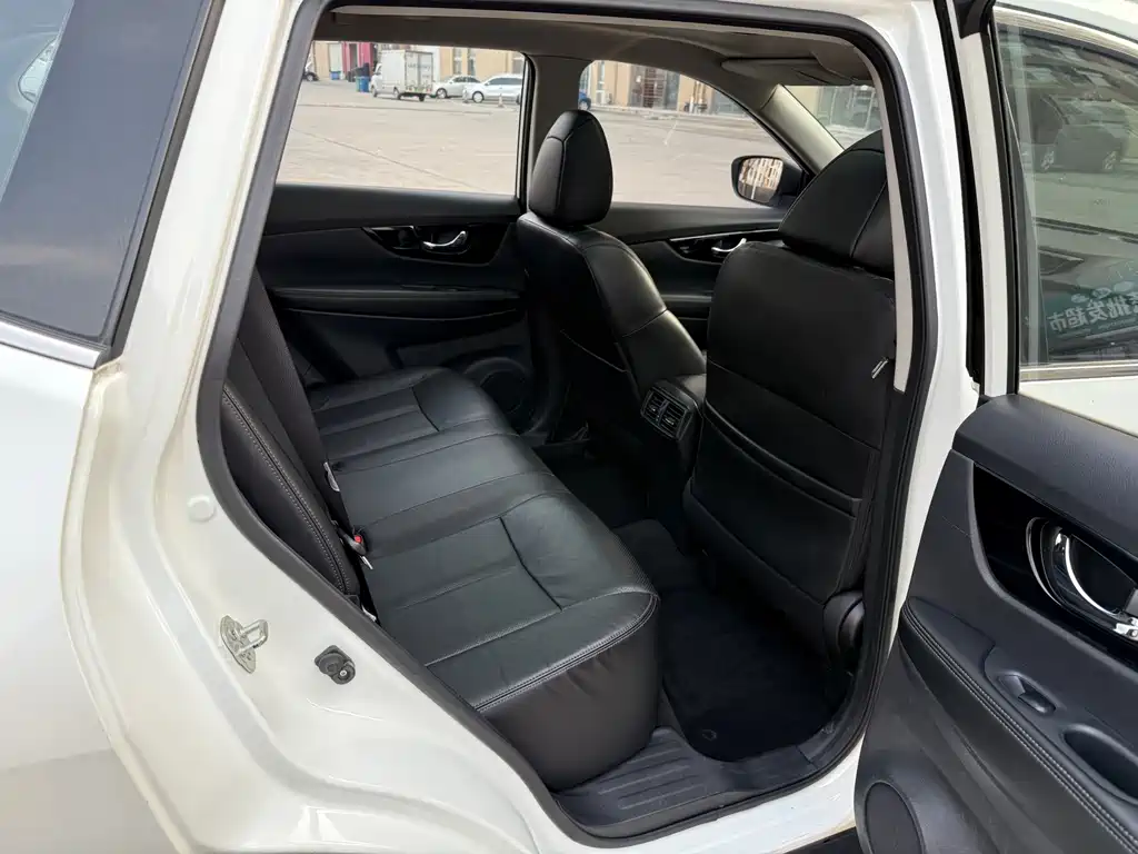 Nissan X-Trail 2018 — фото 14