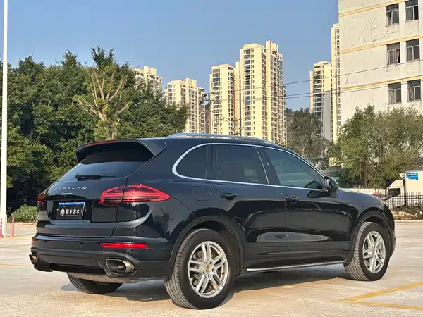 Porsche Cayenne 2015