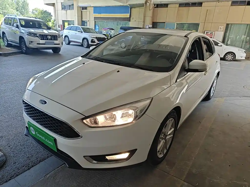 Ford Focus 2017 — фото 2