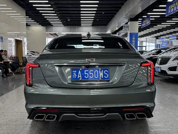 Cadillac CT5 2023
