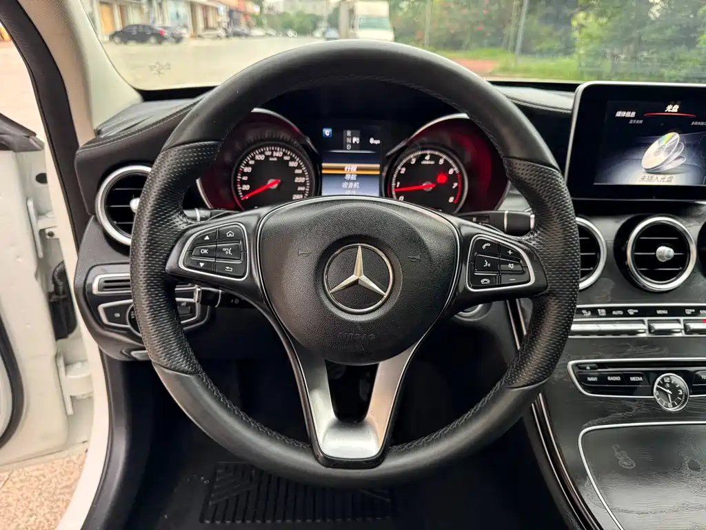 Mercedes-Benz C-Class 2016 — фото 11