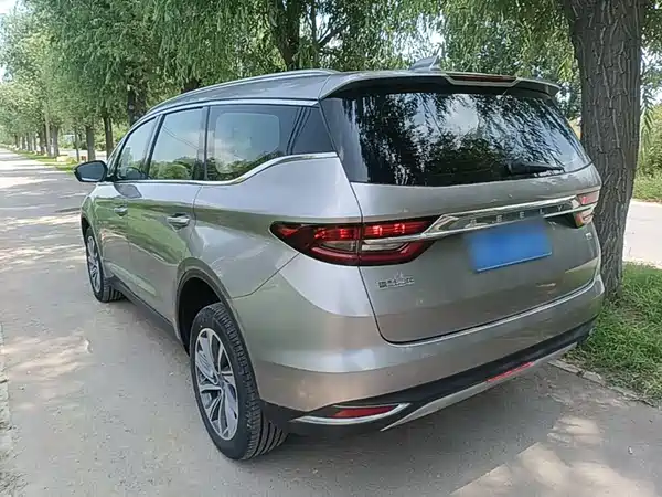 Geely Jiaji 2020