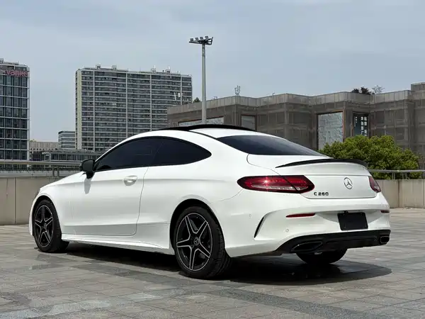 Mercedes-Benz C-Class 2023